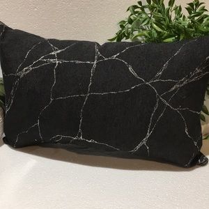 Accent pillow